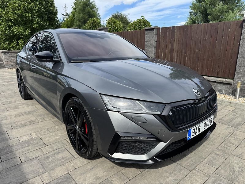 Škoda Octavia (2023) RS 2.0 TSI 180kW DSG | MATRIX - fotka 10 z 44