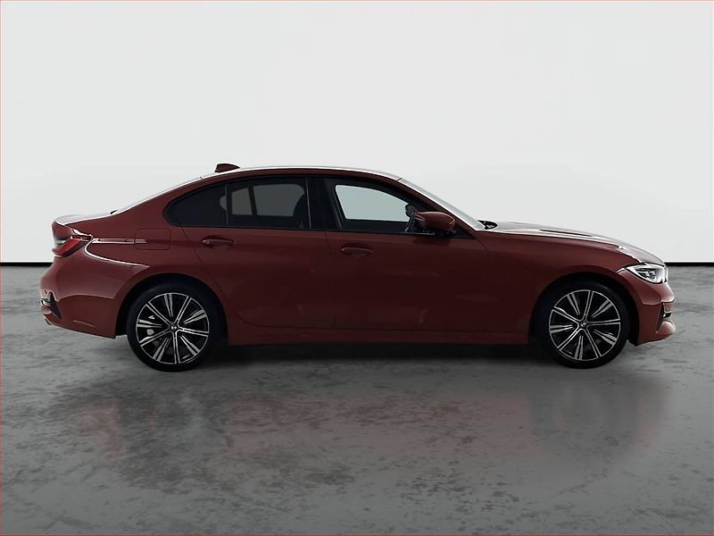 BMW Řada 3 (2020) 318 d - fotka 6 z 19