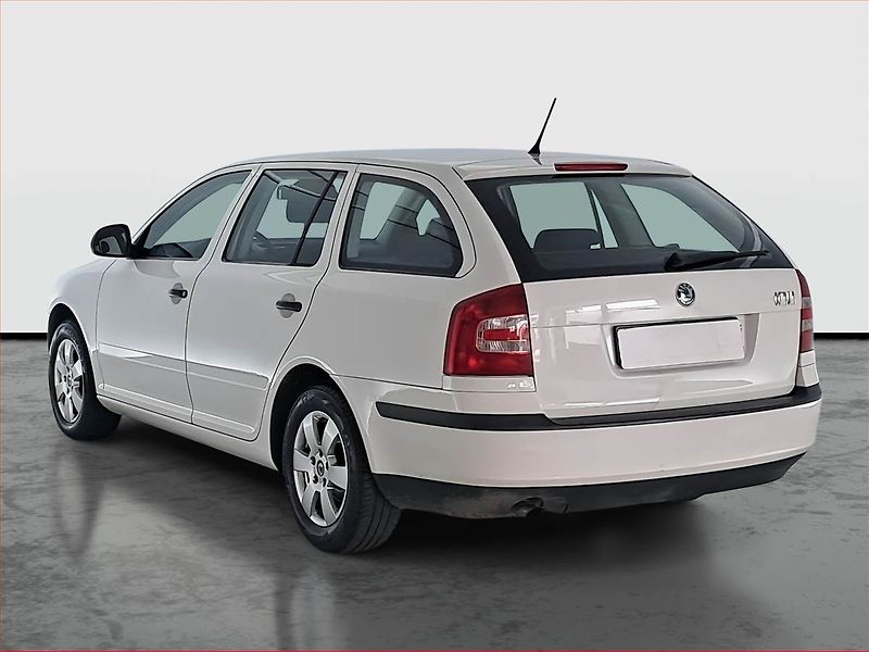 Škoda Octavia (2012) 1.6, ČR,1.maj, jezdí výborně - fotka 4 z 15