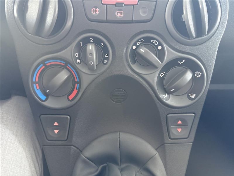 Fiat Panda 1,1   40kW - fotka 14 z 18