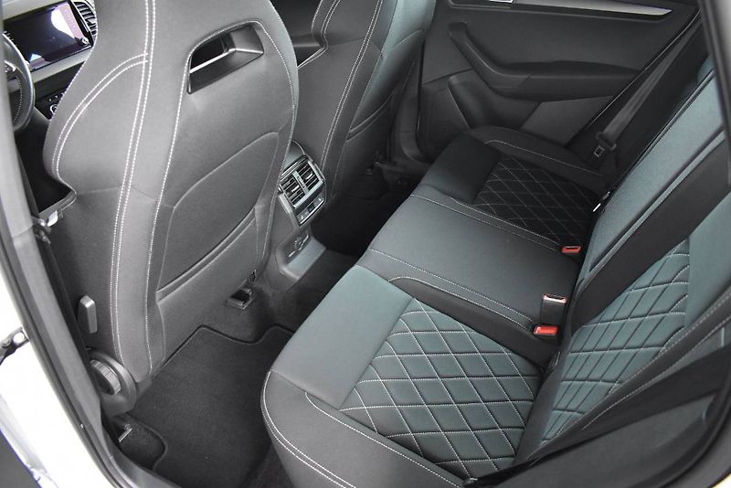 Škoda Karoq (2022) Sportline 1.5TSI 110kW DSG - fotka 12 z 28