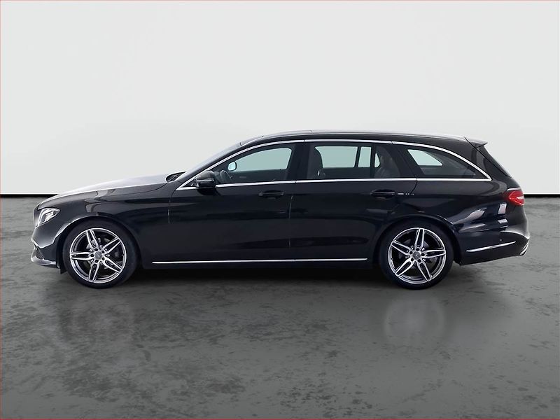 Mercedes-Benz Třídy E (2018) E 200 - fotka 3 z 23