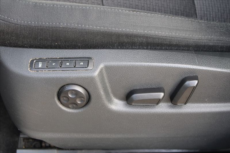Škoda Superb 2,0 TDI  ČR,AUTOMAT,ELEGANCE - fotka 22 z 29