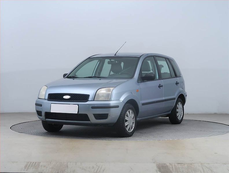 Ford Fusion (2005) 1.6 TDCi, nová STK, Tažné - fotka 2 z 13