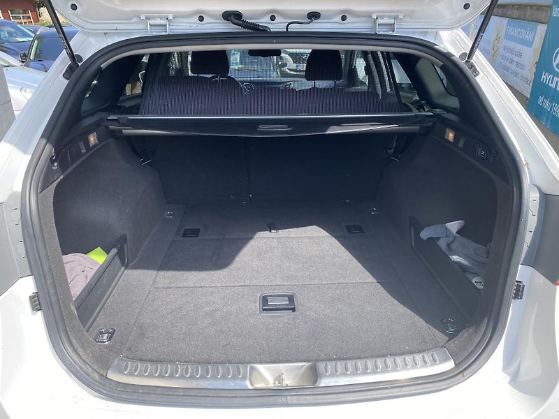 Hyundai i40 (2018) 1.7-104kW-NAVI - fotka 9 z 17