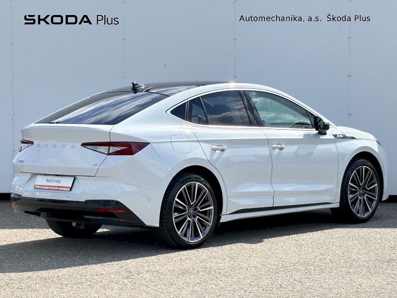 Škoda Enyaq (2025) 85 kWh / 210 kW / L&K - fotka 2 z 36