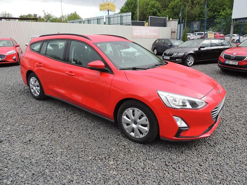 Ford Focus (2019) Combi 1.0i,92kw,ČR,1.majitel - fotka 3 z 49