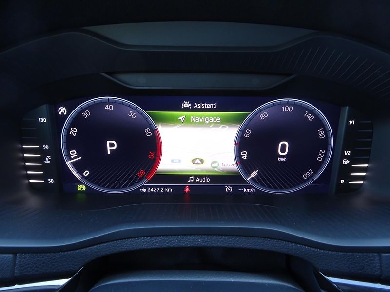 Škoda Karoq 1.5TSi DSG taž.zař. Plná nádrž - fotka 34 z 50