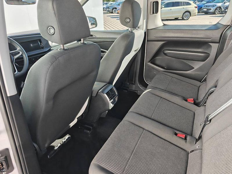 Volkswagen Caddy 6G 1,5TSI - fotka 7 z 21