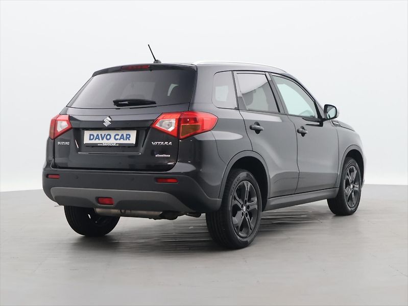 Suzuki Vitara 1.4 BJet AllGrip 103kW 1.Maj - fotka 7 z 36
