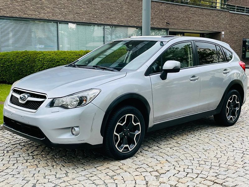 Subaru XV 2.0i 4x4 AUT VÝHŘEV SERVISKA - fotka 4 z 51
