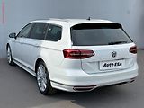 Volkswagen Passat (2017) 2.0 TSi, R-Line, DSG, panor - náhled 6