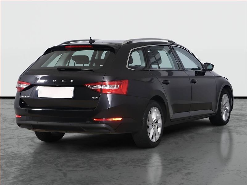 Škoda Superb (2021) Style 2.0 TDI - fotka 5 z 20