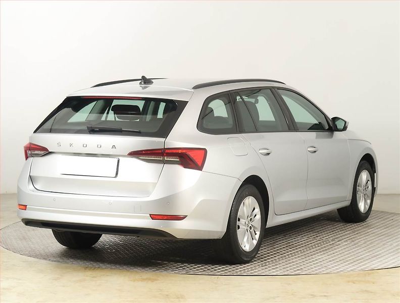 Škoda Octavia (2023) Ambition 2.0 TDI - fotka 5 z 18