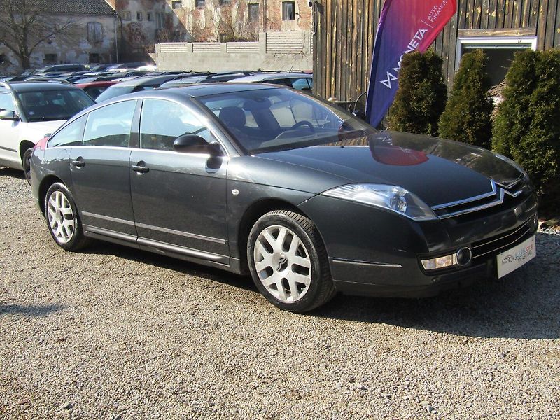 Citroën C6 (2008) 2.7 TDI AUTOMAT 1.MAJITEL - fotka 7 z 38