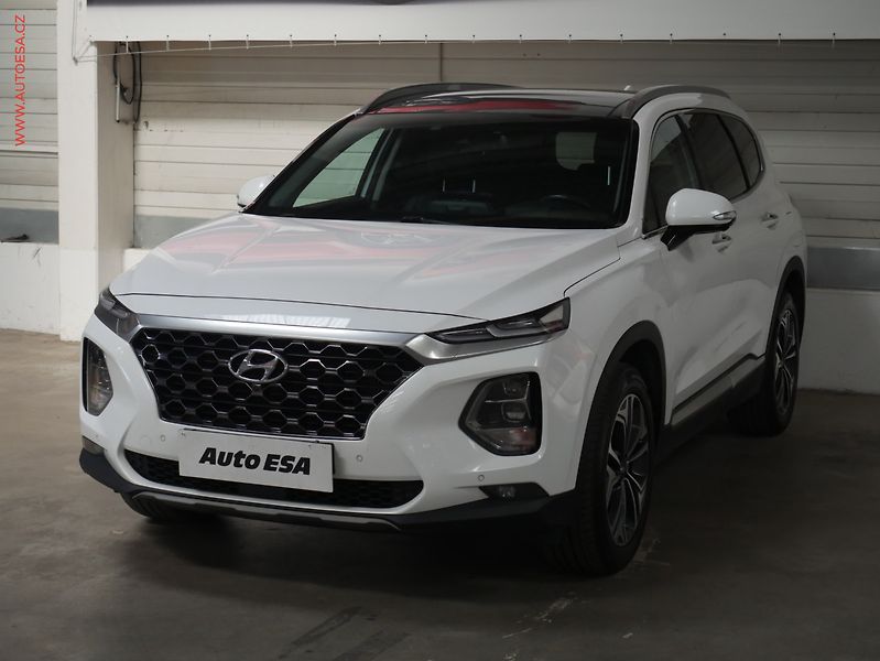 Hyundai Santa Fe (2020) 2.2 CRDi 4x4, 1.maj,ČR - fotka 3 z 30