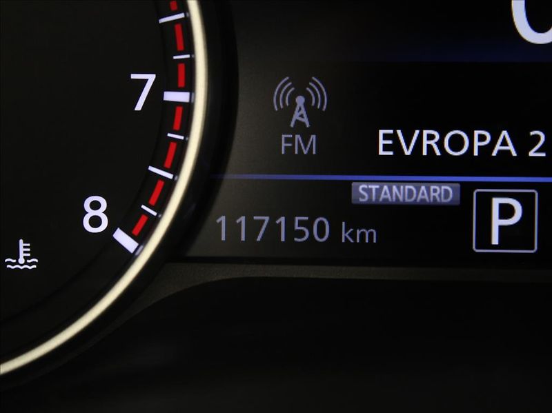 Nissan Juke 1,0 DIG-T 114k.AT N-Design - fotka 23 z 23