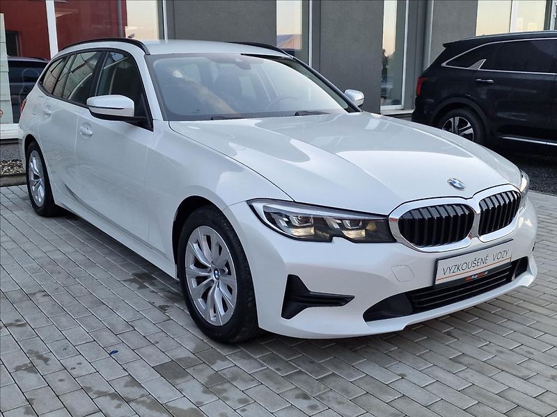 BMW Řada 3 318d 110kW Touring,ČR,1.Maj. - fotka 3 z 50
