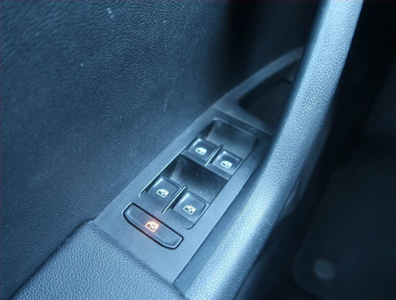 Škoda Octavia (2017) Style 2.0 TDI, Automat, Navi - fotka 15 z 15