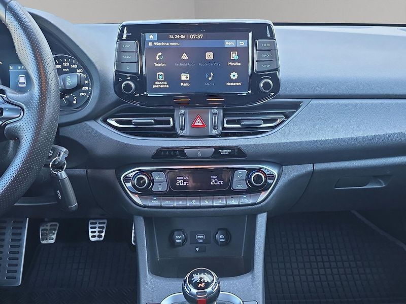 Hyundai i30 (2021) N-line 1.5 T-GDi MHEV 117kw, 1 - fotka 20 z 26