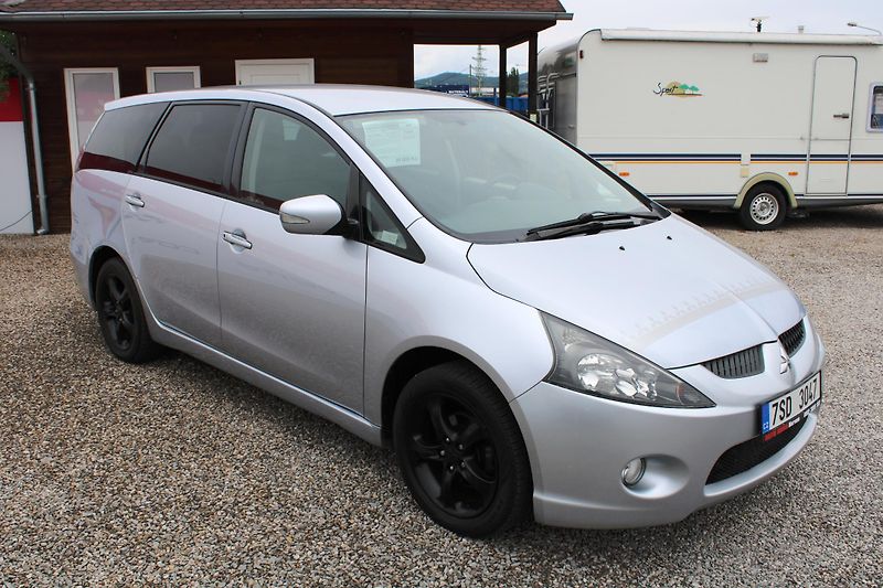 Mitsubishi Grandis (2007) 2.0TDI KLIMA EL.OKNA 7MÍST ALU - fotka 1 z 19