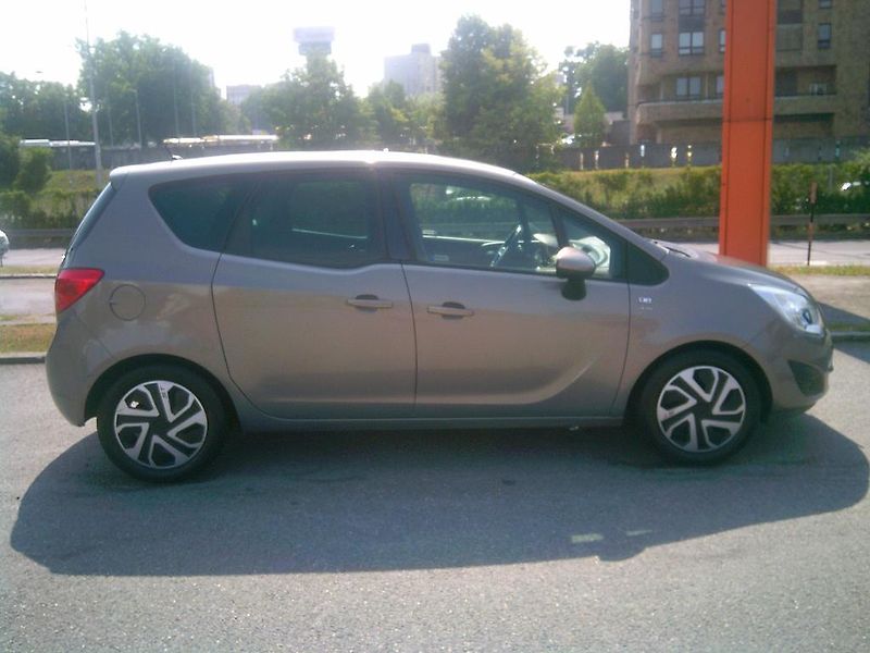 Opel Meriva (2013) 1.4 KOUPENO ČR, 1.MAJITEL - fotka 5 z 12