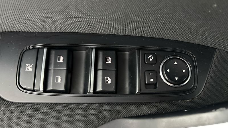 Kia Ceed 1.5 T-GDI Top - fotka 20 z 25