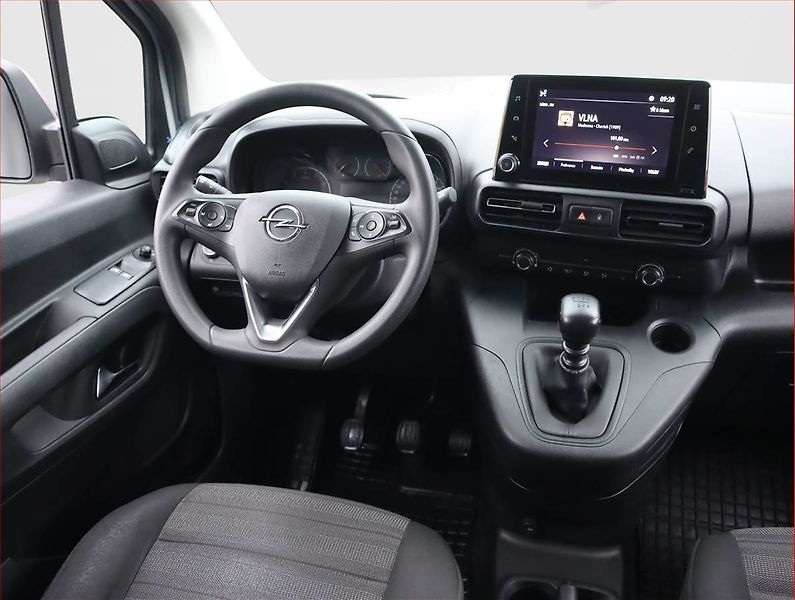Opel Combo (2022) Edition 1.2 Turbo, 5Míst, SR - fotka 7 z 19