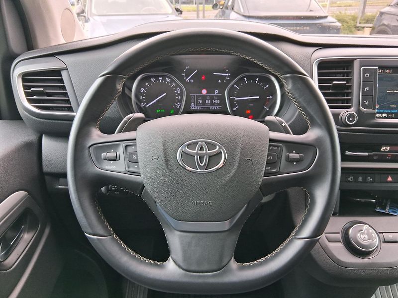 Toyota ProAce Verso VIP L2 2.0 D-4D 130 kW - fotka 12 z 25