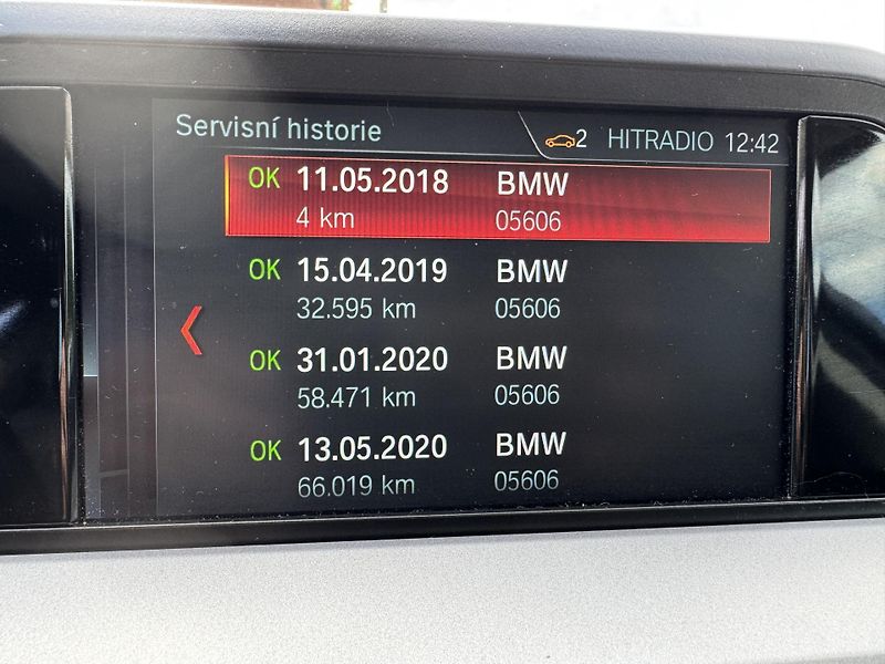 BMW X3 (2018) 2.0 X-DRIVE 140KW - fotka 18 z 20