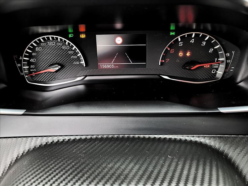 Peugeot 2008 1,5 HDI,navi,digiklima,alu, - fotka 25 z 50