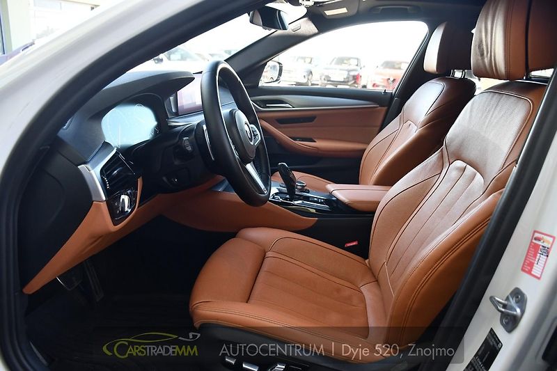 BMW Řada 5 530xD M-SPORT H&K HUD ACC PANO - fotka 9 z 51