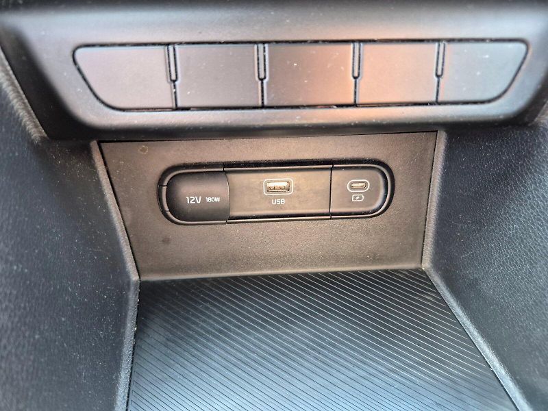 Kia Sportage (2022) Comfort 1.6 CRDi 85kW 6°manuál - fotka 24 z 29
