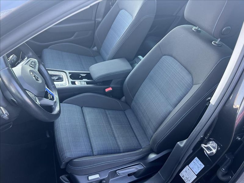 Volkswagen Passat GTE,Panorama,TZ,ACC,1.Maj - fotka 14 z 33