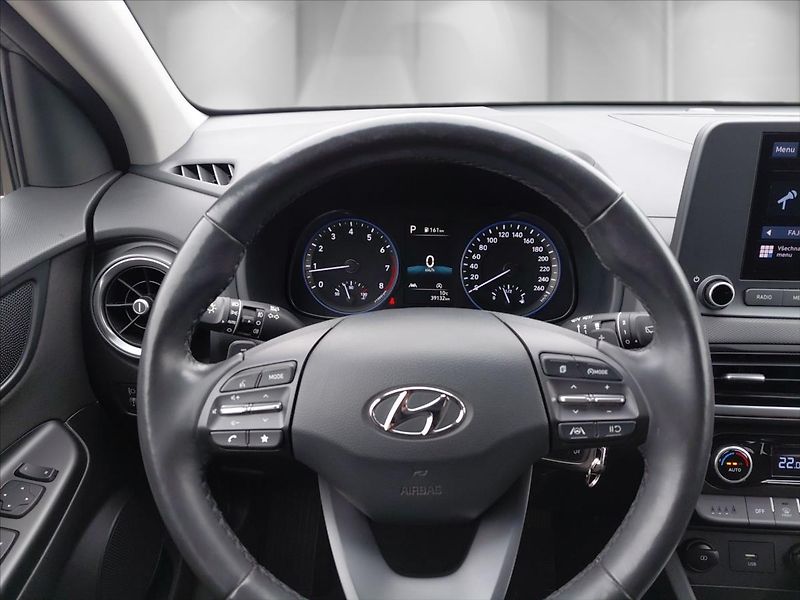 Hyundai Kona 1,6   1.6T-GDi Smart DCT - fotka 15 z 23