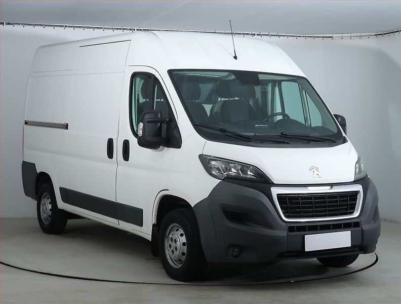 Peugeot Boxer (2017) 2.0 BlueHDi, L2H2, 1.0t, ČR - fotografie inzerátu