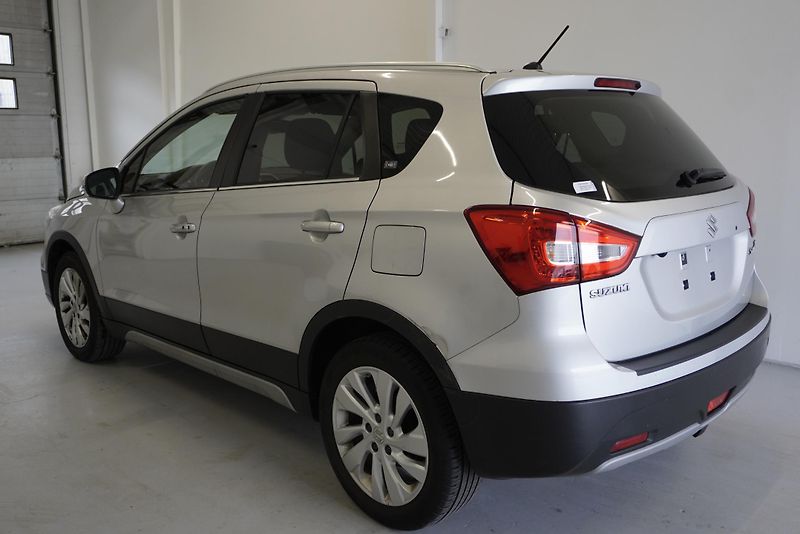 Suzuki SX4 S-Cross  S-CROSS  1,0 BOOSTERJET - fotka 7 z 27
