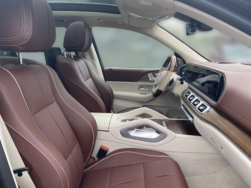 Mercedes-Benz GLS Maybach GLS 600 4M - fotka 23 z 28
