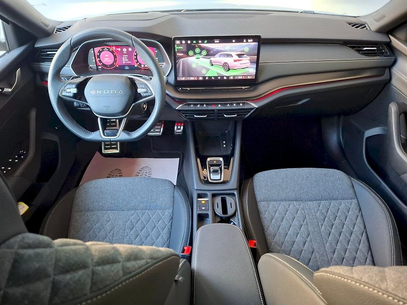 Škoda Octavia (2025) COMBI SPORTLINE 2,0 TDI 110 KW - fotka 14 z 30
