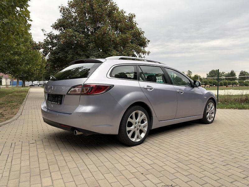 Mazda 6 2.5 Top Bose - fotka 11 z 32