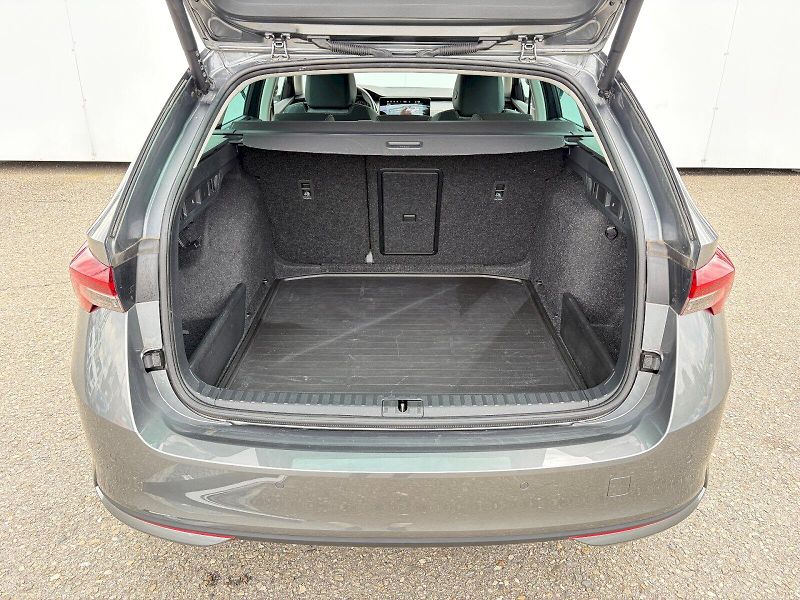 Škoda Octavia (2025) Combi 1.5 TSI / 110kW / TOP SE - fotka 12 z 35