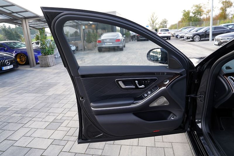 Mercedes-Benz Třídy S S 400d 4Matic/BURM/DPH - fotka 11 z 28