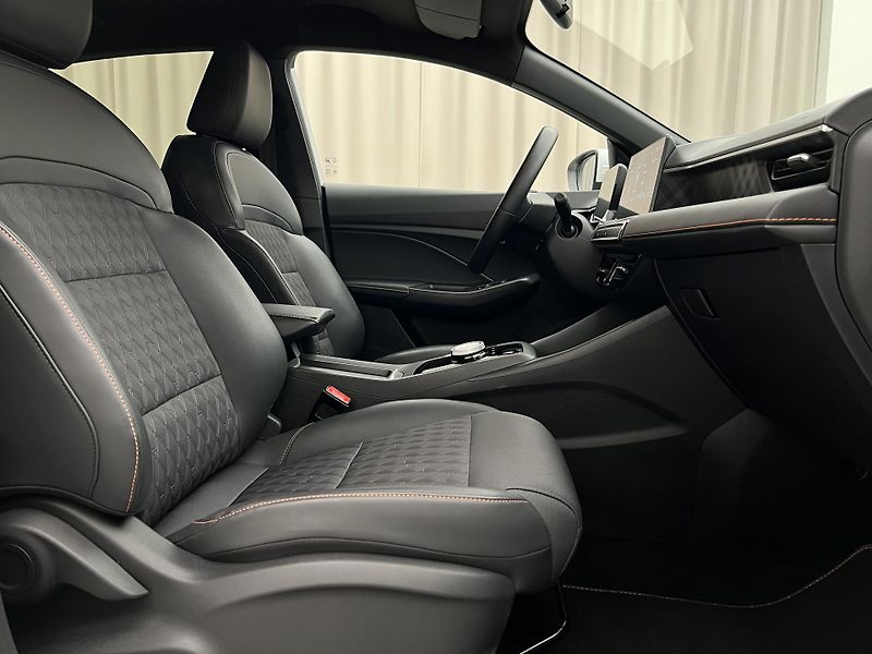 MG MG3 EXCLUSIVE HYBRID+ AUT CZ 1.maj - fotka 17 z 44