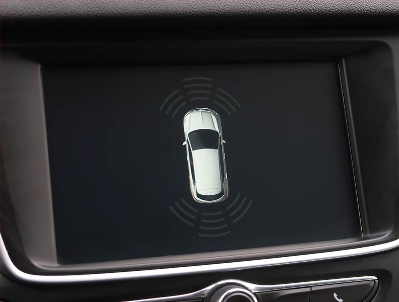 Opel Grandland X (2018) Innovation 1.2 Turbo - fotka 19 z 21