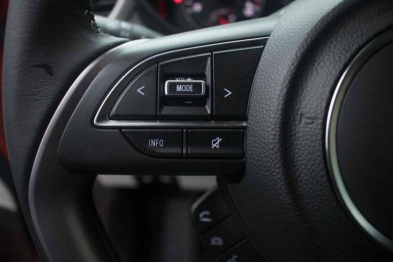 Šestá generace Suzuki Swift se drží hodnot, na které fanoušci auta nedají dopustit.