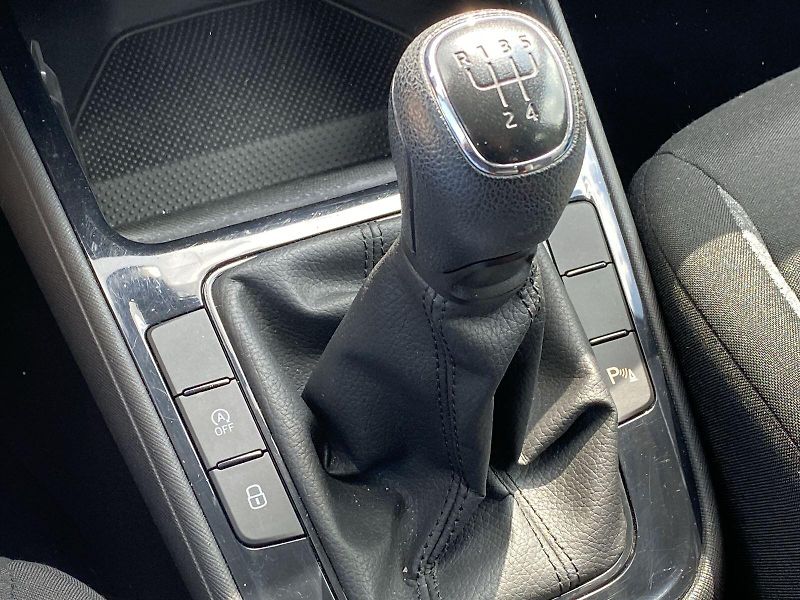 Škoda Fabia (2022) 1.0 MPI Active - fotka 13 z 30