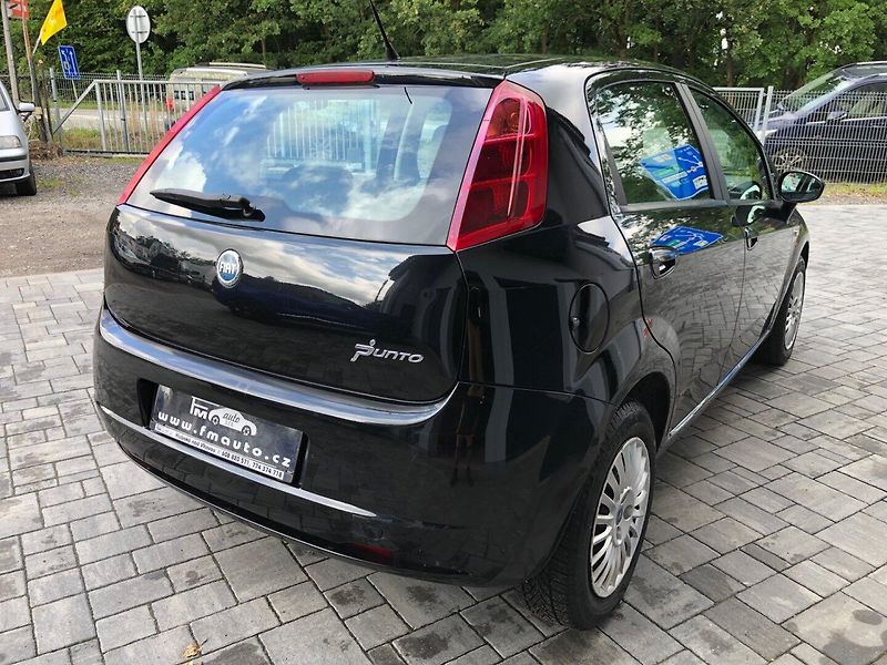 Fiat Punto (2006) 1.4 - fotka 5 z 32