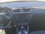 Škoda Octavia (2017) 2.0 TDi, RS, DSG, bixen, navi - náhled 9