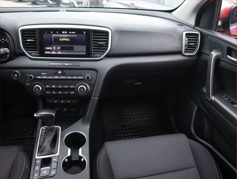 Kia Sportage (2021) Black Edition 1.6 T-GDI, 4X4 - fotka 7 z 17