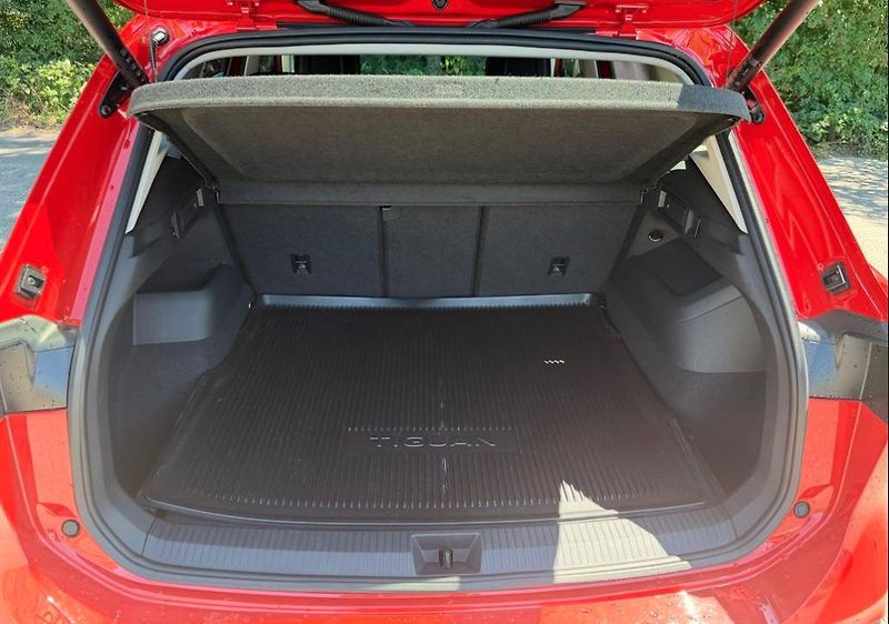 Volkswagen Tiguan (2025) 1.5 TSI / 110 kW, Webasto - fotka 24 z 27